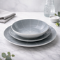 Conjunto de Louça 12 Peças com Padrão Radial - Azul Acinzentado (4 Pessoas)